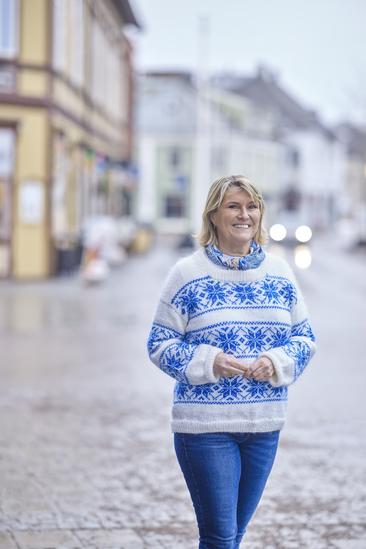 Signe Prøis Tynning i en gate i Porsgrunn.