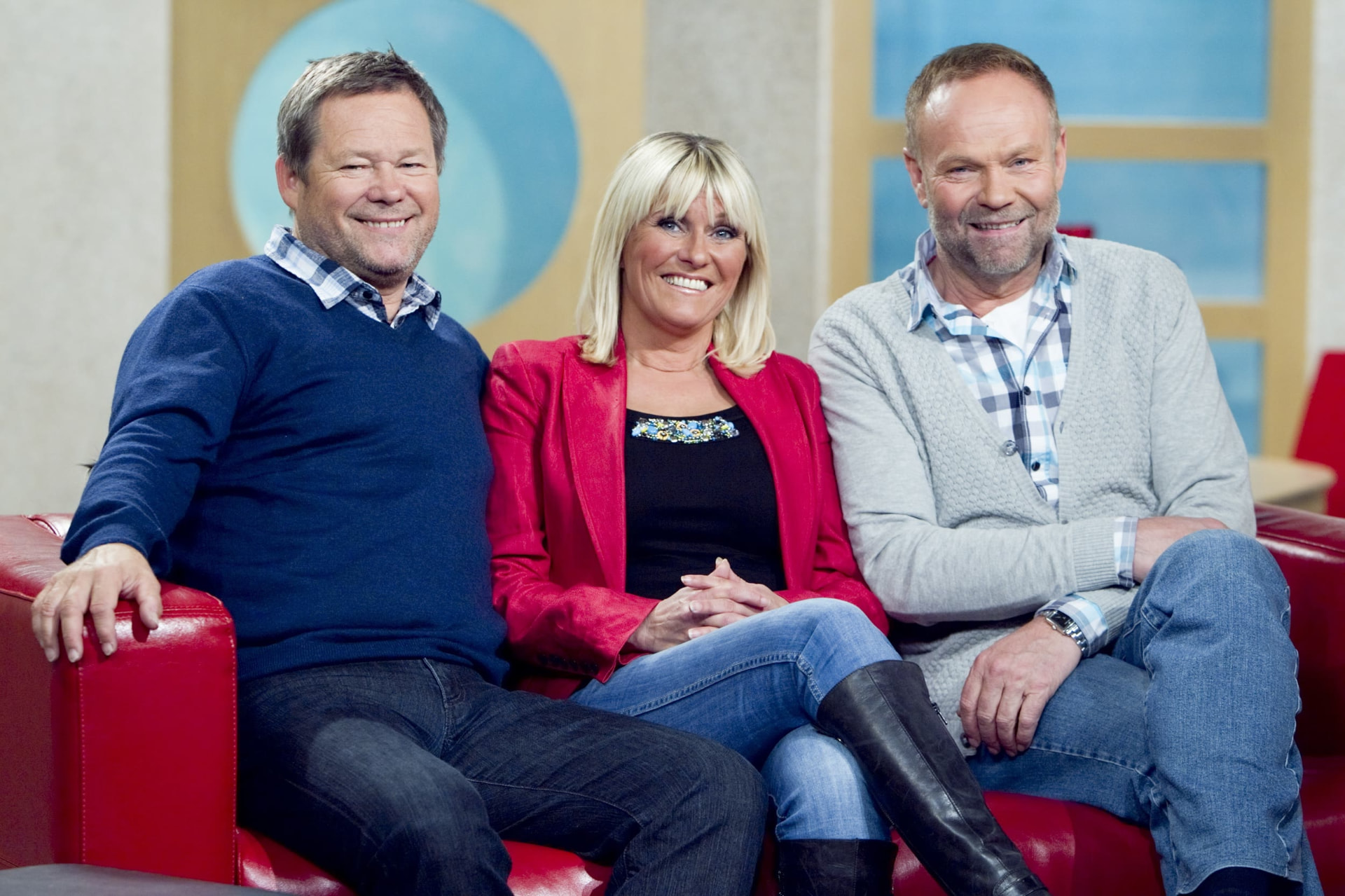Signe Prøis Tynning i sofaen i God morgen Norge sammen med to programlederkolleger.